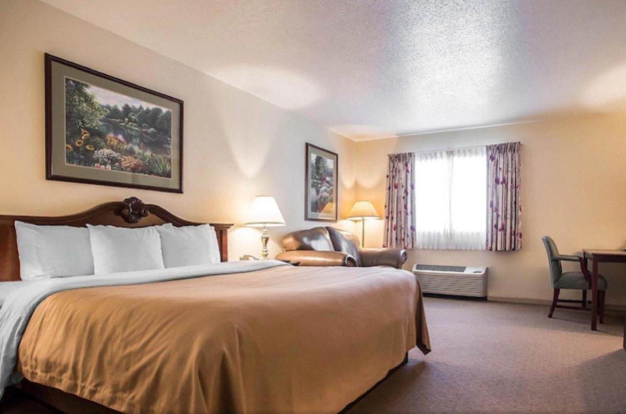 Quality Inn Lewisburg Exterior photo
