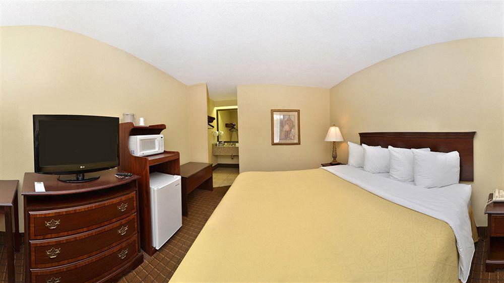 Quality Inn Lewisburg Exterior photo